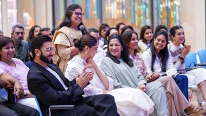 হুমকি পাওয়ার পর প্রথমবার প্রকাশ্যে দীপিকা-রণবীর #2